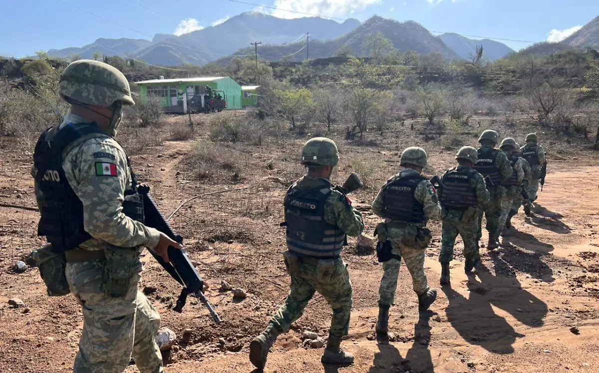 soldados en la Sierra